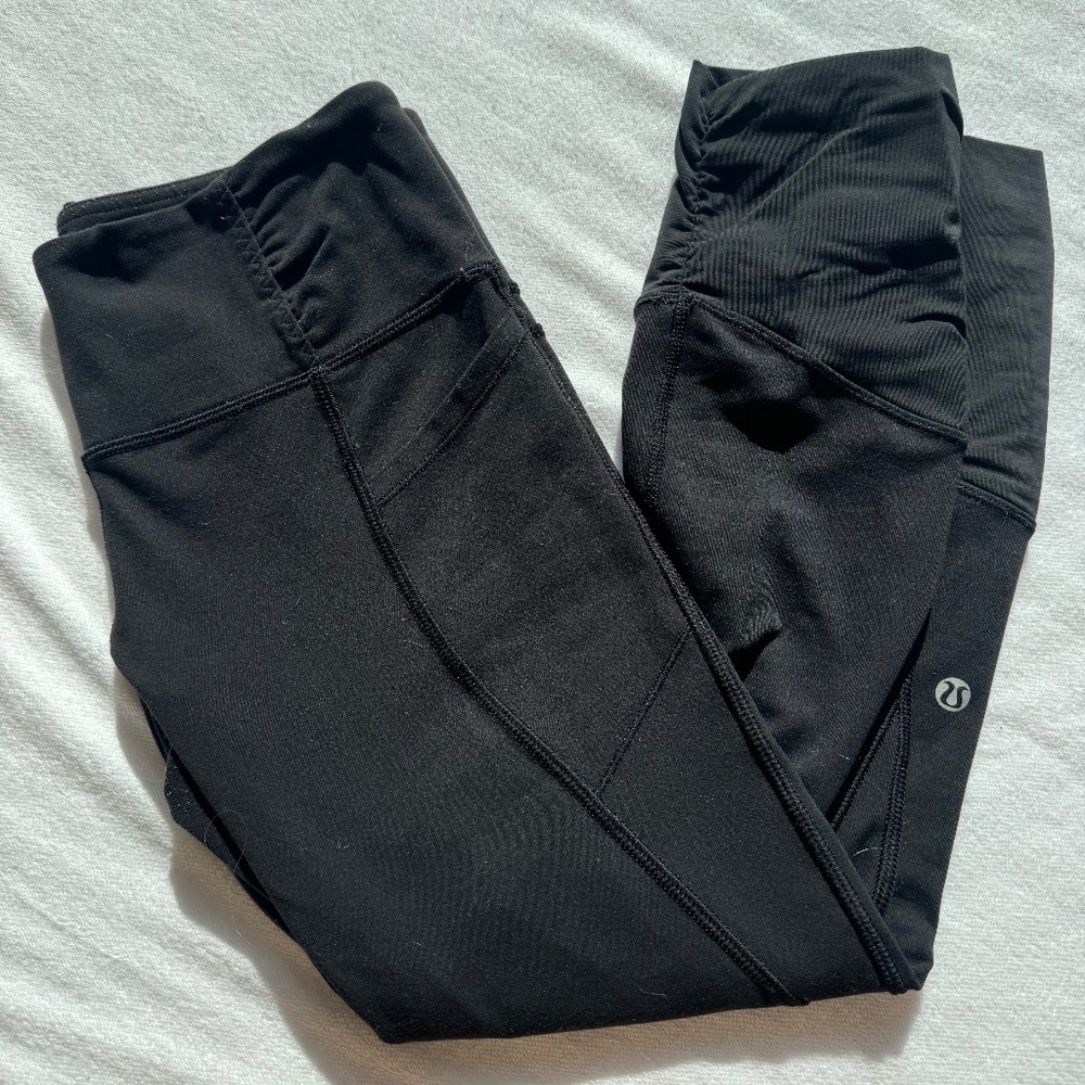 Black Lululemon Crop Leggings